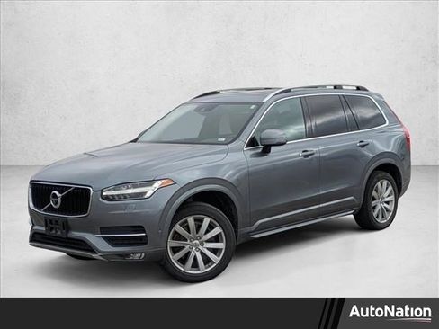 Used 2018 Volvo XC90 T6 Momentum w/ Convenience Package image 1