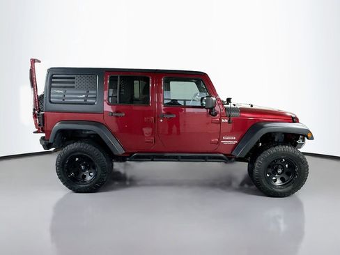 Used 2012 Jeep Wrangler Unlimited Sport AWD/4WD image 5
