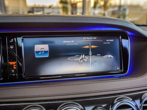 Used 2016 Mercedes-Benz S 550 Sedan image 21
