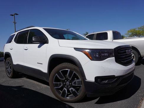 Used 2019 GMC Acadia SLT w/ Black Edition FWD image 5