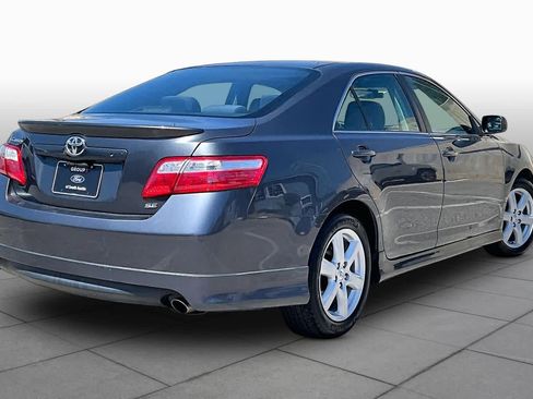 Used 2009 Toyota Camry SE FWD image 6