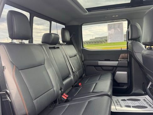 Used 2025 Ford F350 Lariat w/ Lariat Ultimate Package AWD/4WD image 26