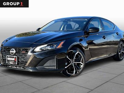 Used 2024 Nissan Altima 2.5 SR