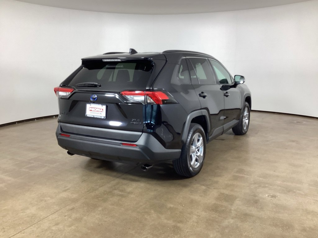 Used 2024 Toyota RAV4 XLE w/ Convenience Package AWD/4WD image 5