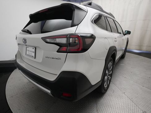 Used 2023 Subaru Outback Limited AWD/4WD image 13