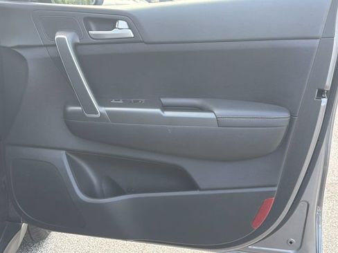 Used 2017 Kia Sportage LX FWD image 14