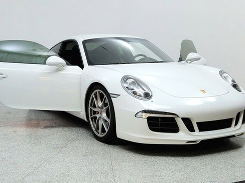 Used 2014 Porsche 911 Carrera S image 12