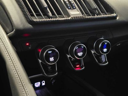 Used 2022 Audi R8 V10 performance image 23