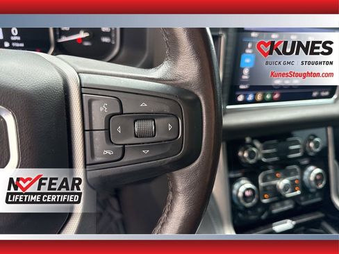 Used 2021 GMC Yukon Denali w/ Denali Premium Package image 31