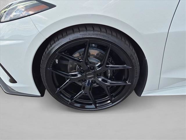 Used 2020 Chevrolet Corvette Stingray Preferred Cpe w/ 2LT Preferred Equipment Group RWD image 19