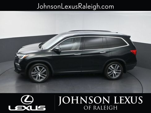 Used 2016 Honda Pilot Touring image 31