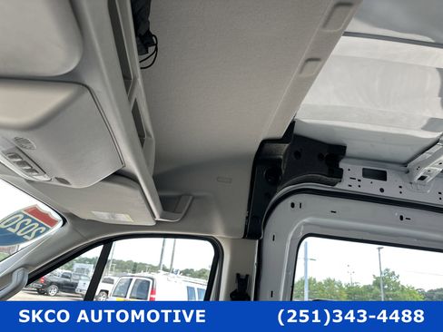 Used 2020 Ford Transit 250 Medium Roof image 26