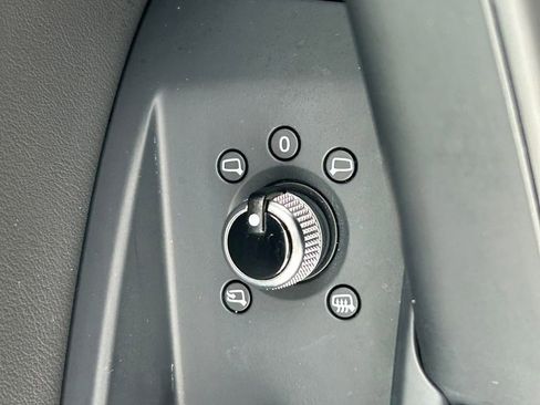 Used 2025 Audi Q5 2.0T Premium image 26