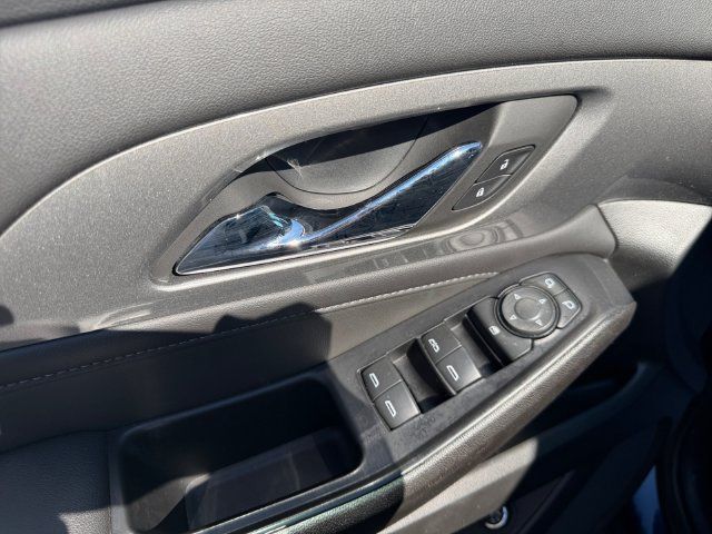 Used 2023 Chevrolet Traverse LT AWD/4WD image 11