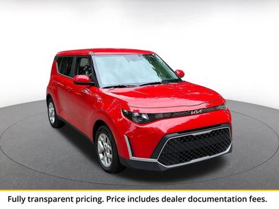 Used 2025 Kia Soul LX w/ LX Technology Package