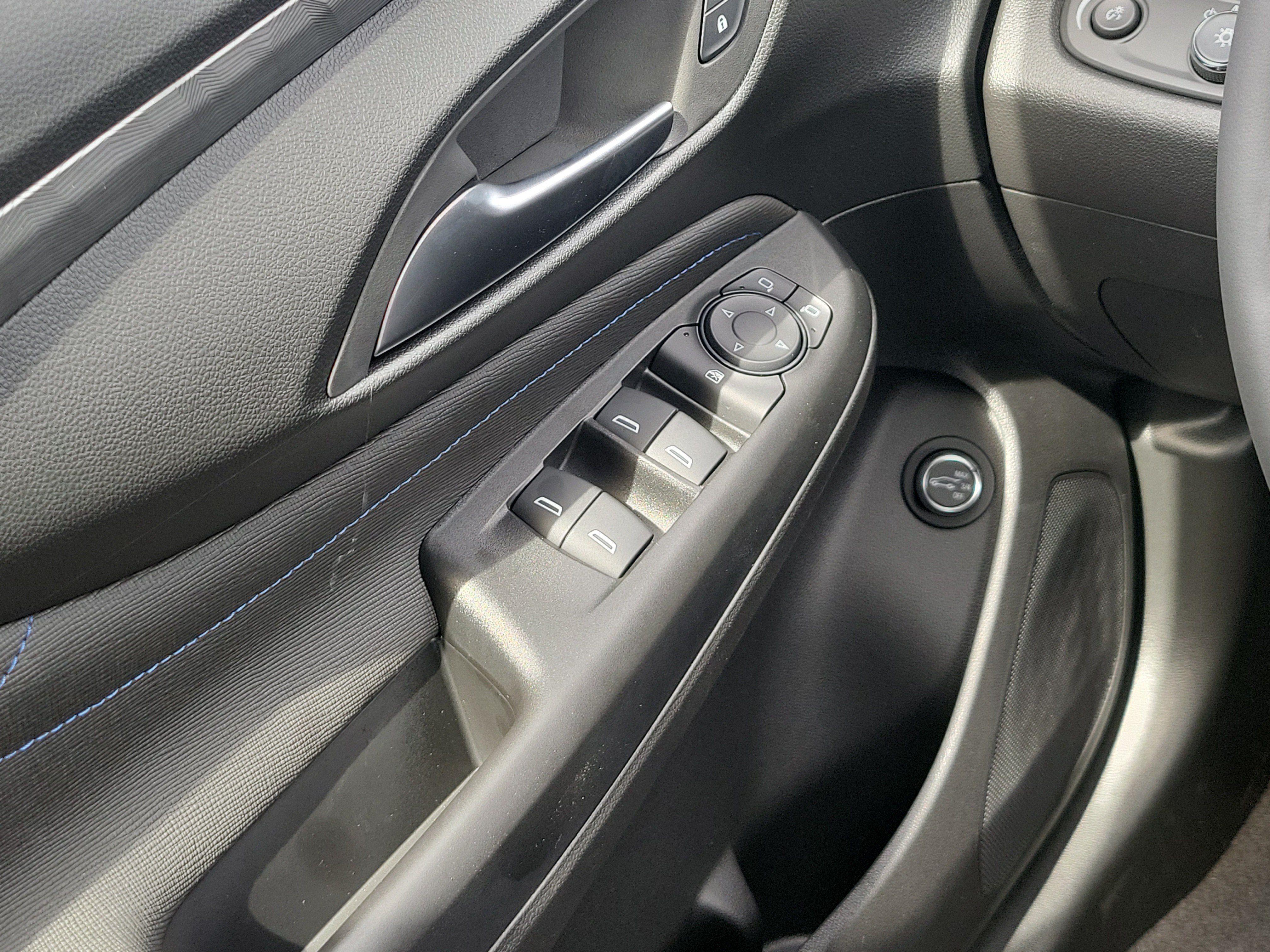 New 2026 Buick Envista Sport Touring w/ Convenience I Package FWD image 18