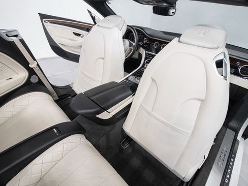 Used 2020 Bentley Continental GT V8 First Edition image 51