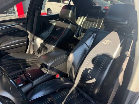 Used 2022 Chrysler 300 S RWD image 9