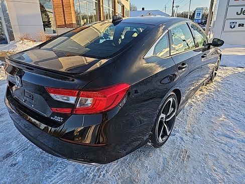 Used 2022 Honda Accord Sport image 14