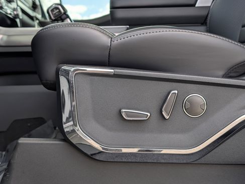 New 2026 Ford F150 Platinum image 24