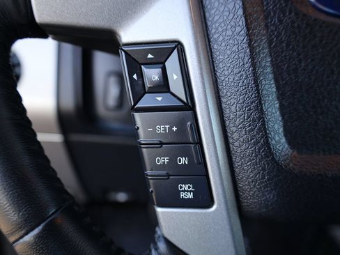 Used 2016 Ford Expedition Limited RWD image 26