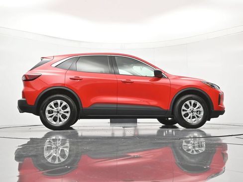 Used 2024 Ford Escape Active AWD/4WD image 39