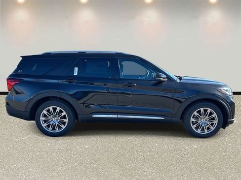 New 2026 Ford Explorer Platinum image 4
