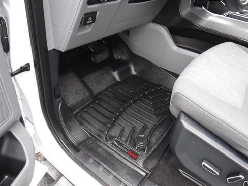 Used 2021 Ford F150 XLT w/ Equipment Group 302A High image 17