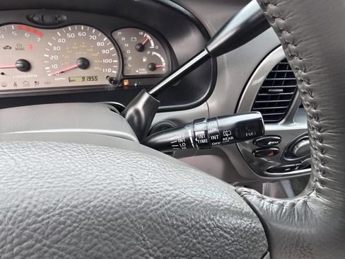 Used 2004 Toyota Sequoia Limited image 48