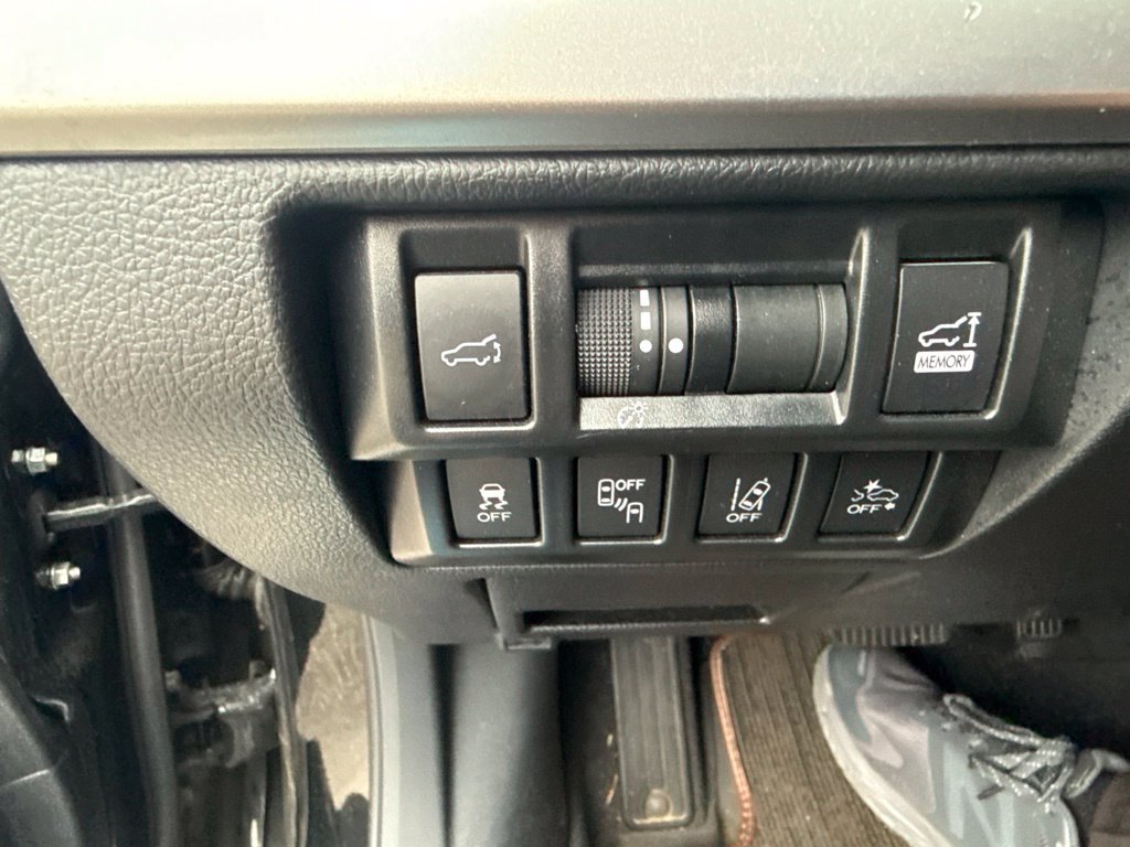 Used 2019 Subaru Outback 3.6R Touring AWD/4WD image 21