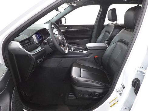 New 2026 Jeep Grand Cherokee Limited image 10