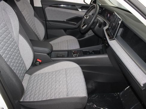 New 2026 Volkswagen Tiguan S image 28