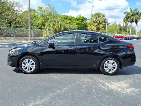 Used 2025 Nissan Versa S w/ Trunk Package FWD image 4