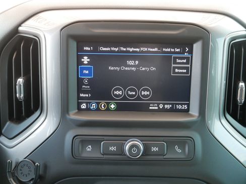 Used 2025 Chevrolet Silverado 1500 Custom Trail Boss w/ Turbomax Blackout Package AWD/4WD image 22
