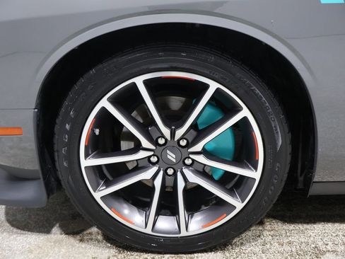 Used 2023 Dodge Challenger R/T w/ Plus Package image 9