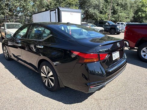 Used 2019 Nissan Altima 2.5 SL FWD image 7