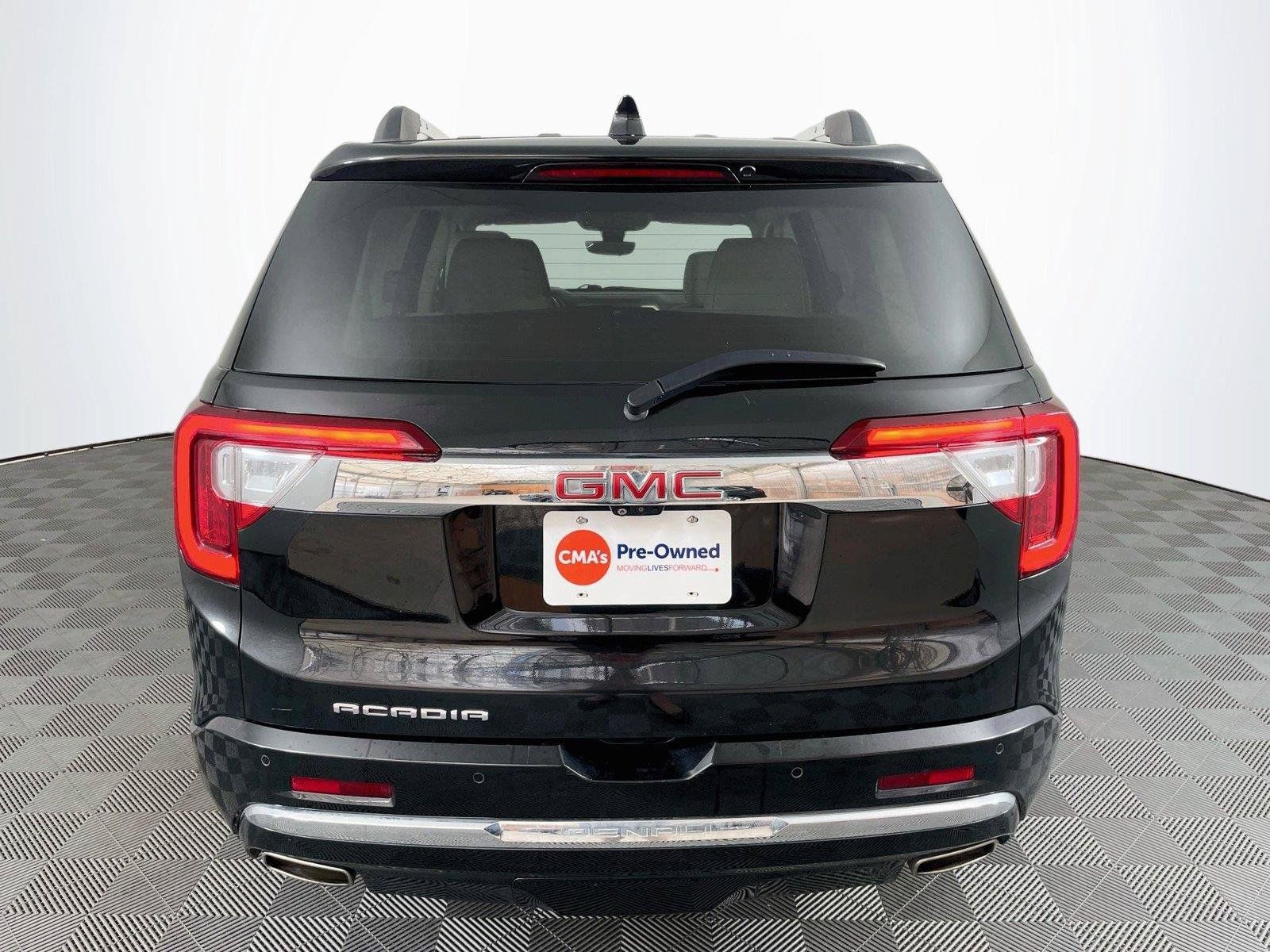 Used 2021 GMC Acadia Denali w/ Denali Technology Package FWD image 7