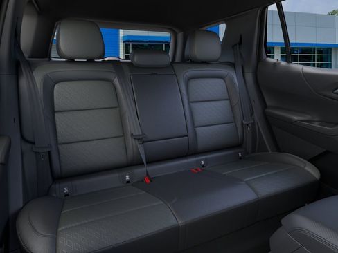 New 2026 Chevrolet Equinox LT w/ Convenience Package II FWD image 17