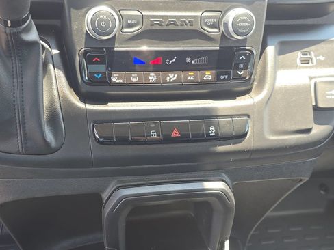 Used 2026 RAM ProMaster 2500 w/ Convenience Group FWD image 25