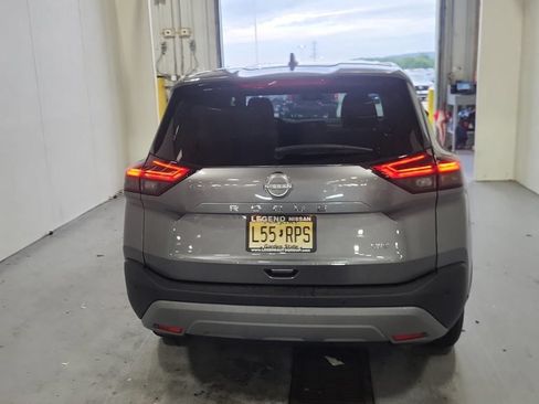 Used 2023 Nissan Rogue S AWD/4WD image 10
