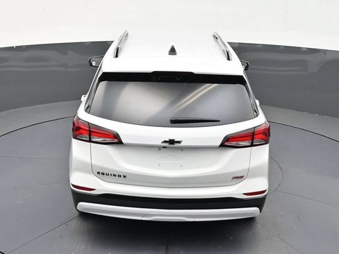 Used 2024 Chevrolet Equinox RS FWD image 15