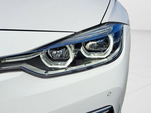 Used 2018 BMW 330i Sedan image 9