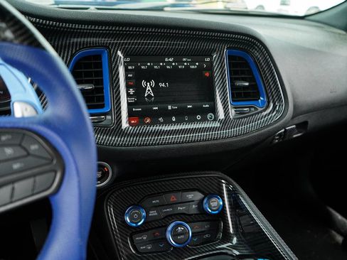Used 2022 Dodge Challenger R/T Scat Pack RWD image 8