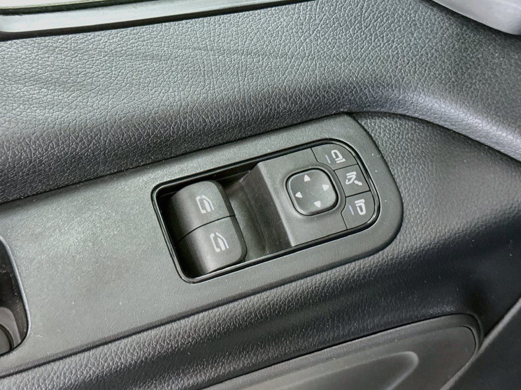 Used 2023 Mercedes-Benz Sprinter 2500 image 20