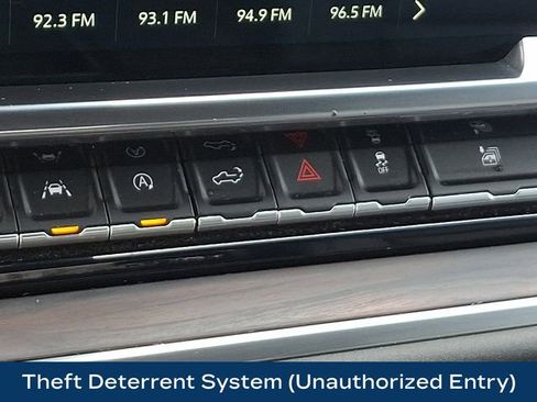 Used 2023 GMC Sierra 1500 SLT image 28