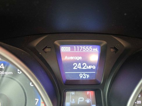 Used 2014 Hyundai Elantra GT FWD image 23