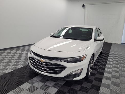 Used 2023 Chevrolet Malibu LT FWD image 15