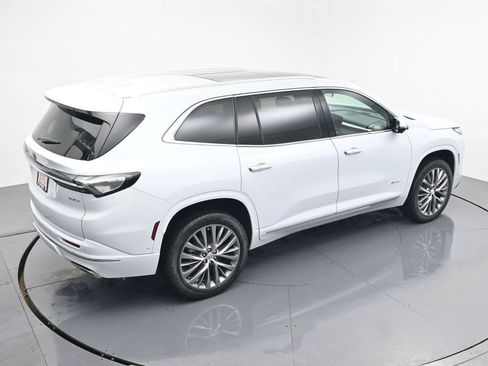 New 2026 Buick Enclave Avenir w/ Super Cruise Package image 5