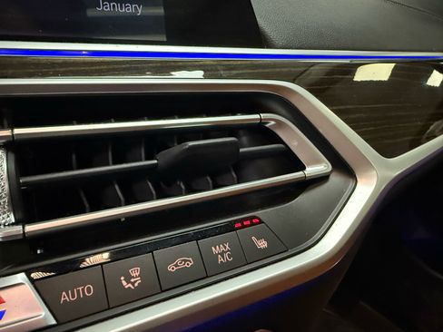 Used 2019 BMW X7 xDrive40i w/ Premium Package image 22