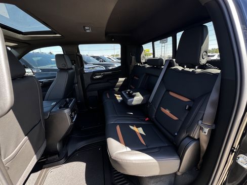 New 2026 GMC Sierra 2500 AT4 w/ AT4 Premium Plus Package image 25